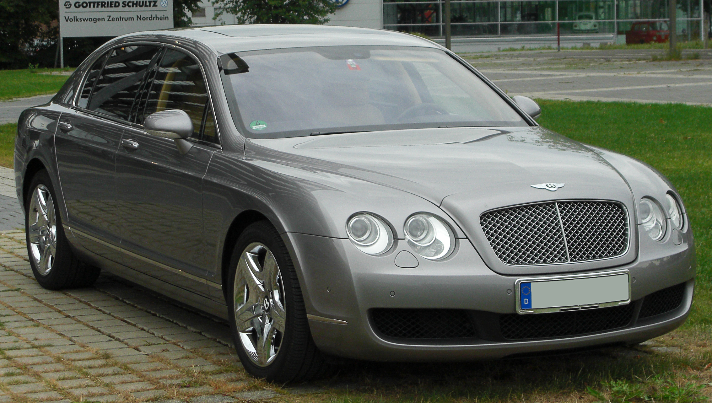 HQ Bentley Continental Flying Spur Wallpapers | File 2269.64Kb