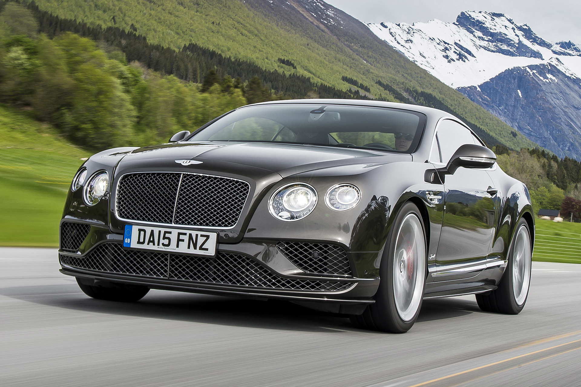 HQ Bentley Continental GT Speed Wallpapers | File 693.31Kb