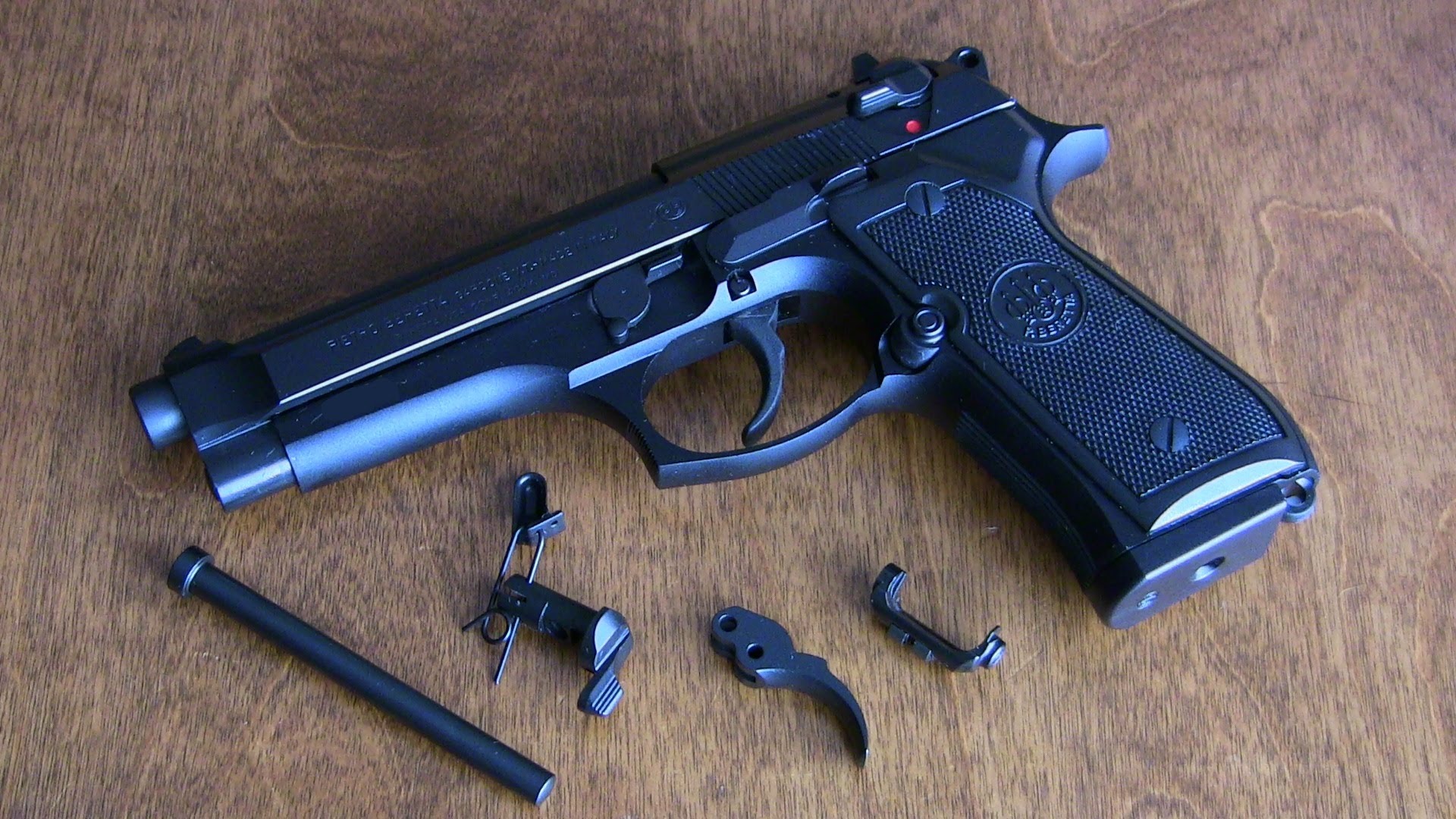Amazing Beretta 92fs  Pictures & Backgrounds