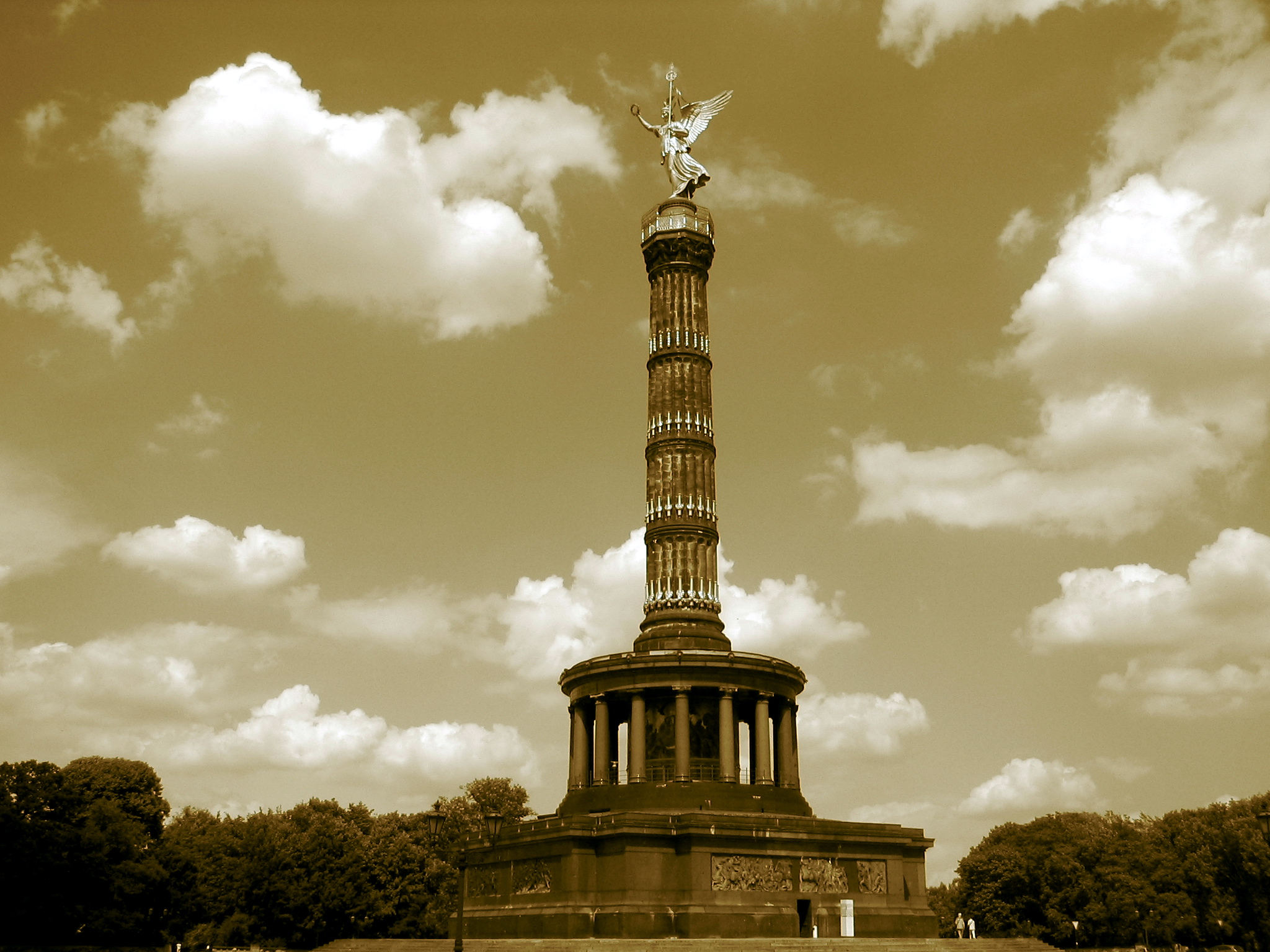 Berlin Victory Column #18