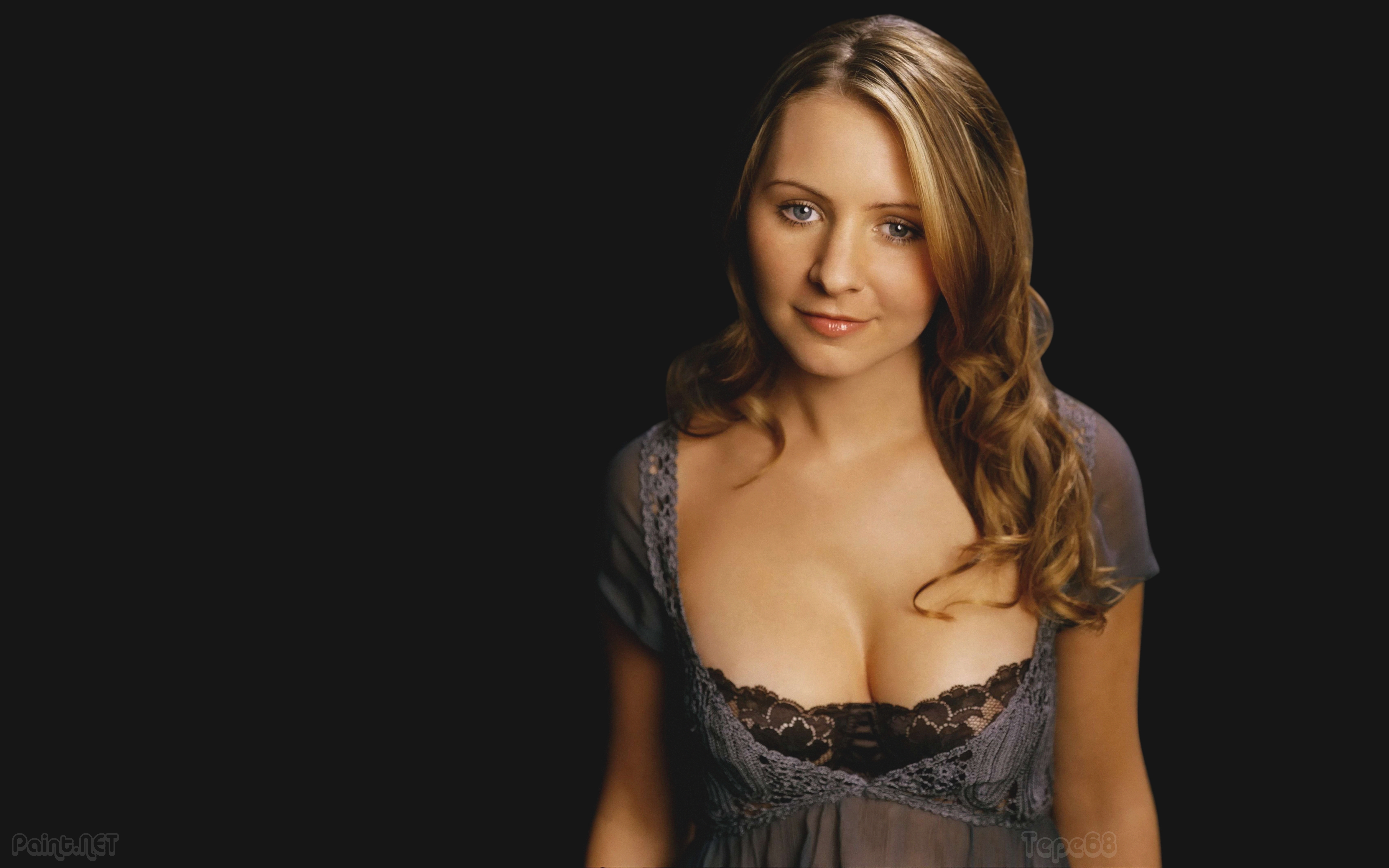 Beverley Mitchell Backgrounds on Wallpapers Vista