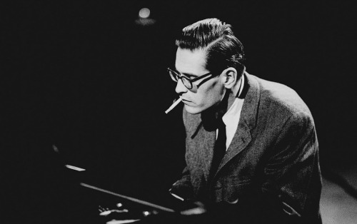 Nice Images Collection: Bill Evans Desktop Wallpapers