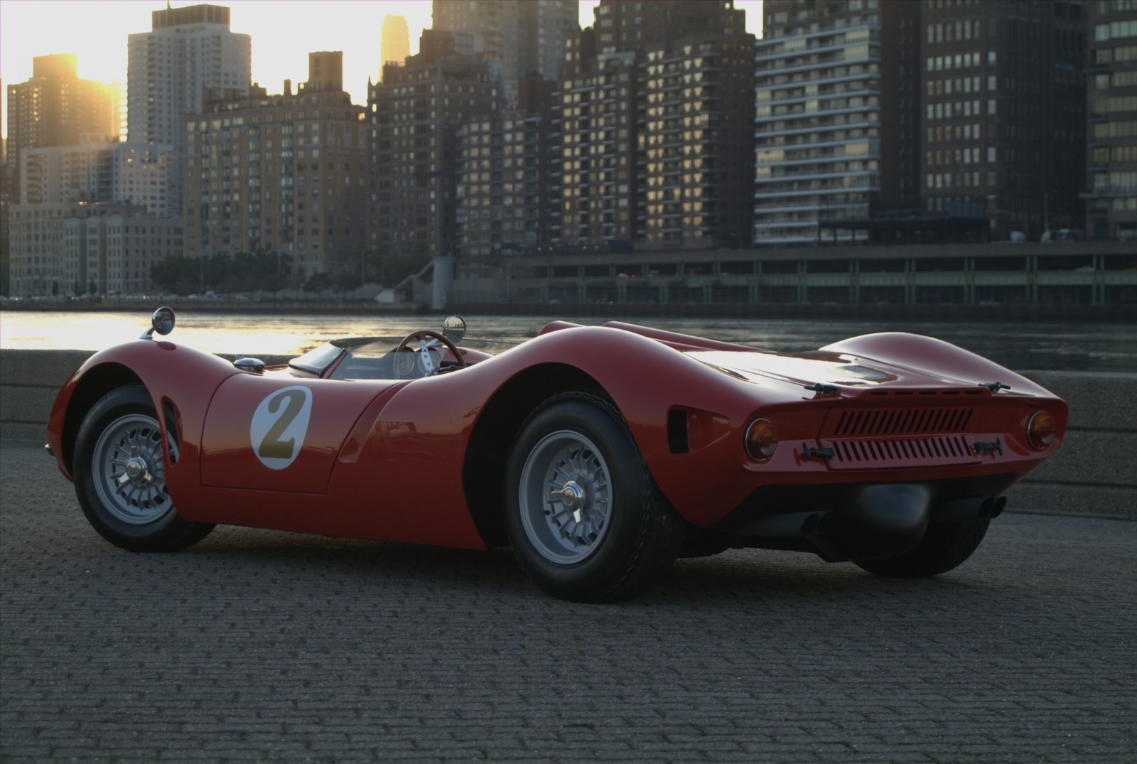 Amazing Bizzarrini P538 Pictures & Backgrounds