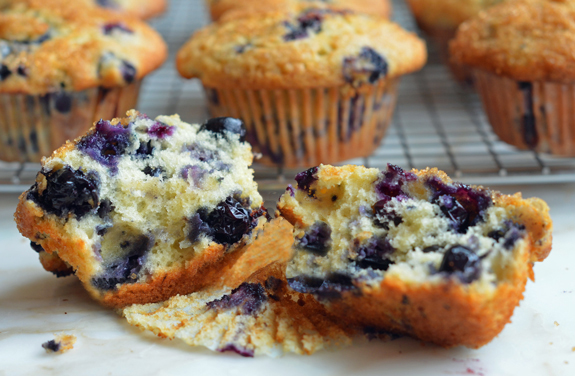 Amazing Blueberry Muffin Pictures & Backgrounds