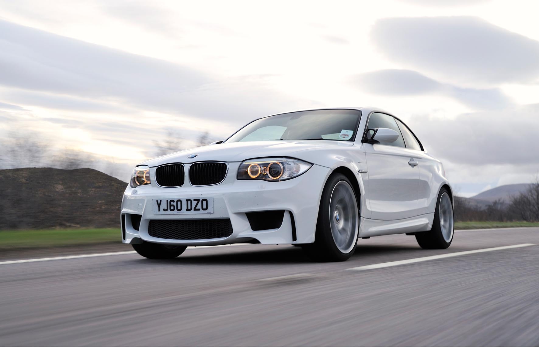 Amazing BMW 1 Series M Coupe Pictures & Backgrounds