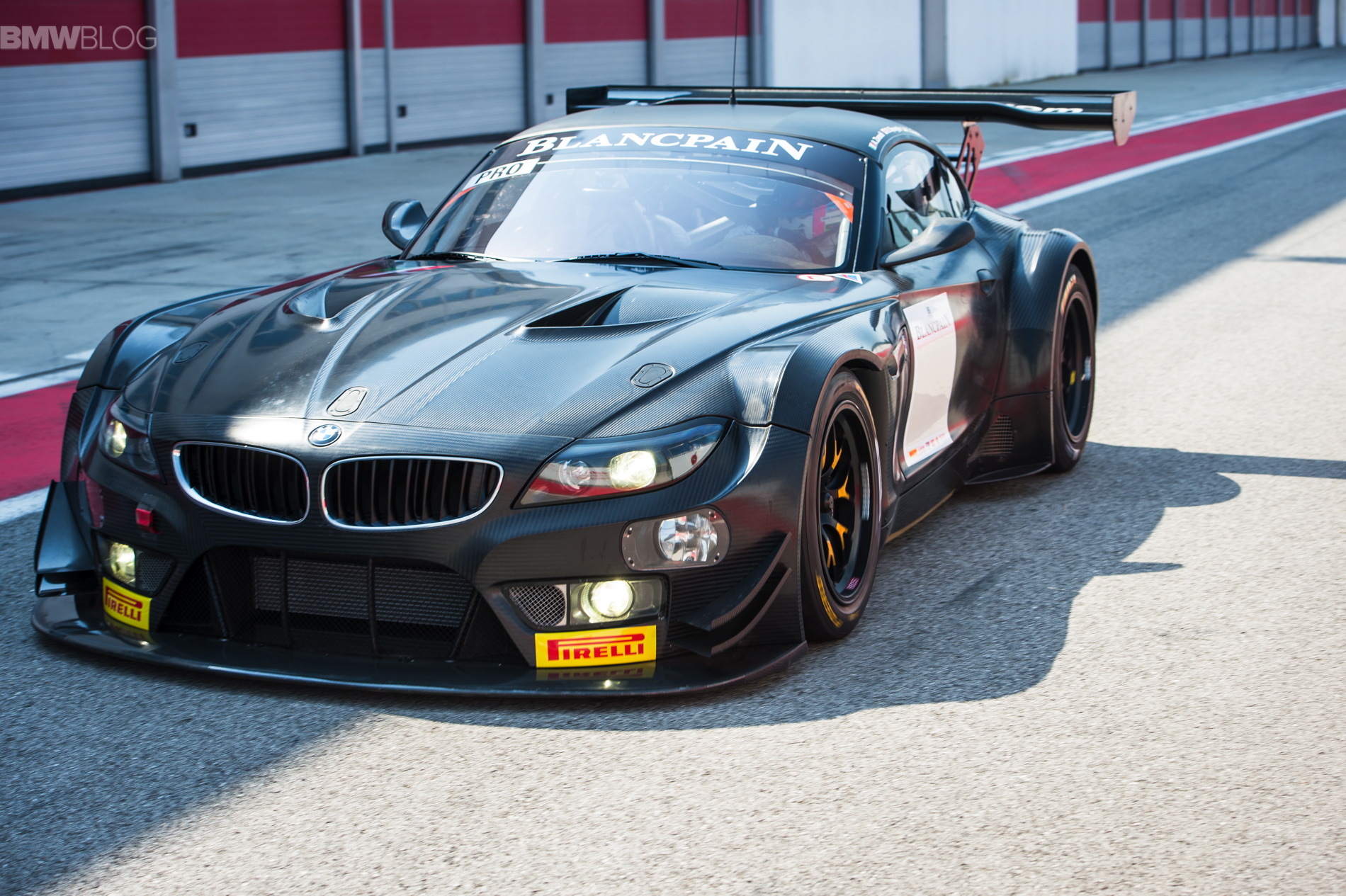 HD Quality Wallpaper | Collection: Vehicles, 1900x1265 BMW Z4 GT3