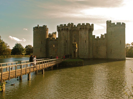 Images of Bodiam Castle | 512x384