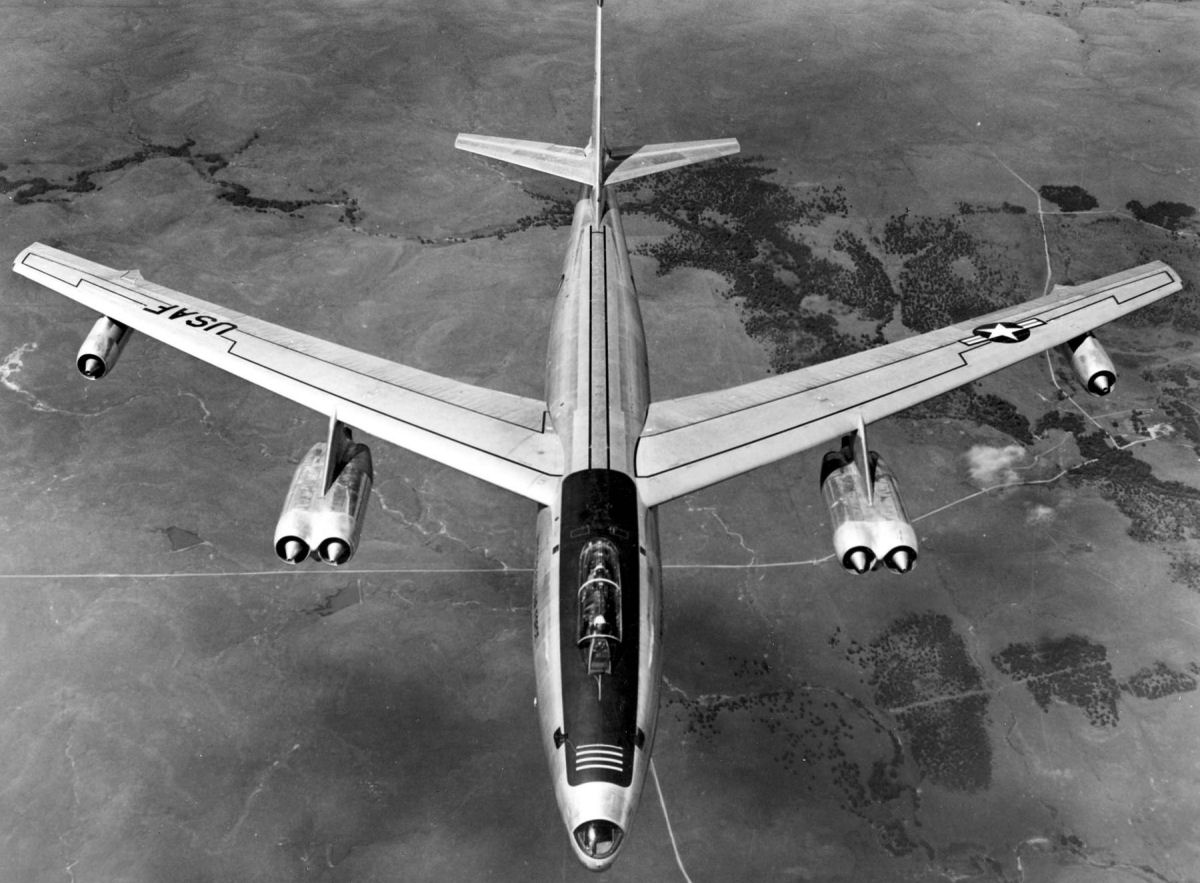 HQ Boeing B-47 Stratojet Wallpapers | File 152.29Kb