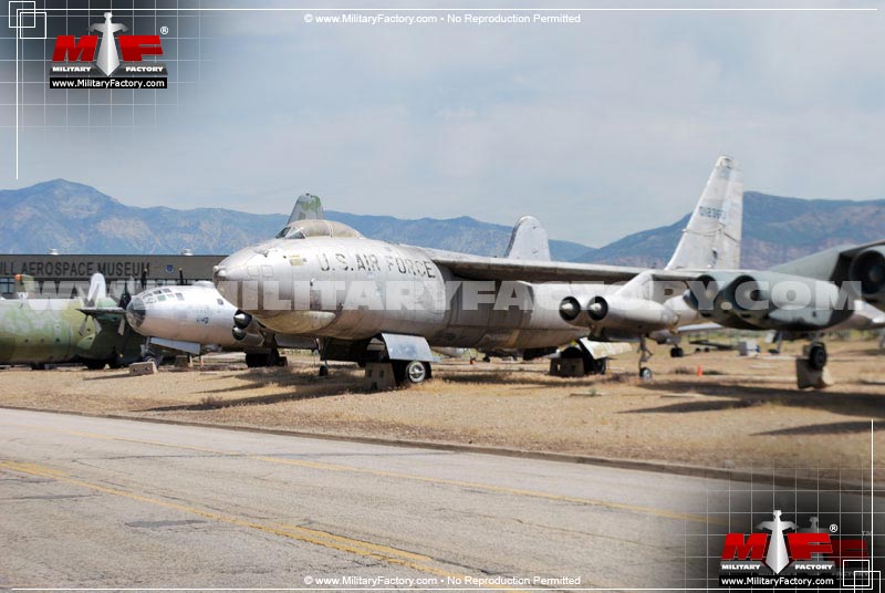 Images of Boeing B-47 Stratojet | 800x536