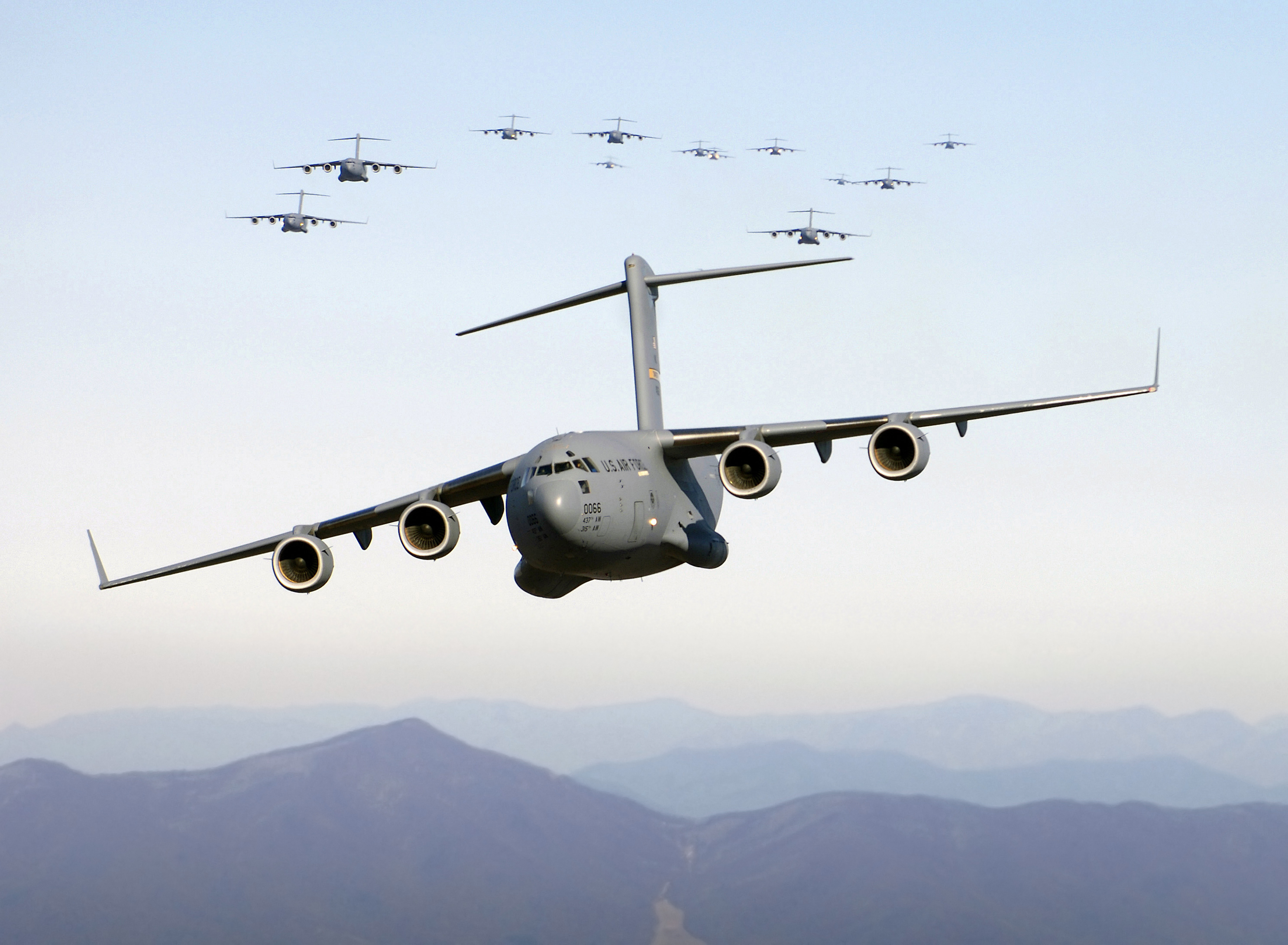 HD Quality Wallpaper | Collection: Military, 2974x2183 Boeing C-17 Globemaster III
