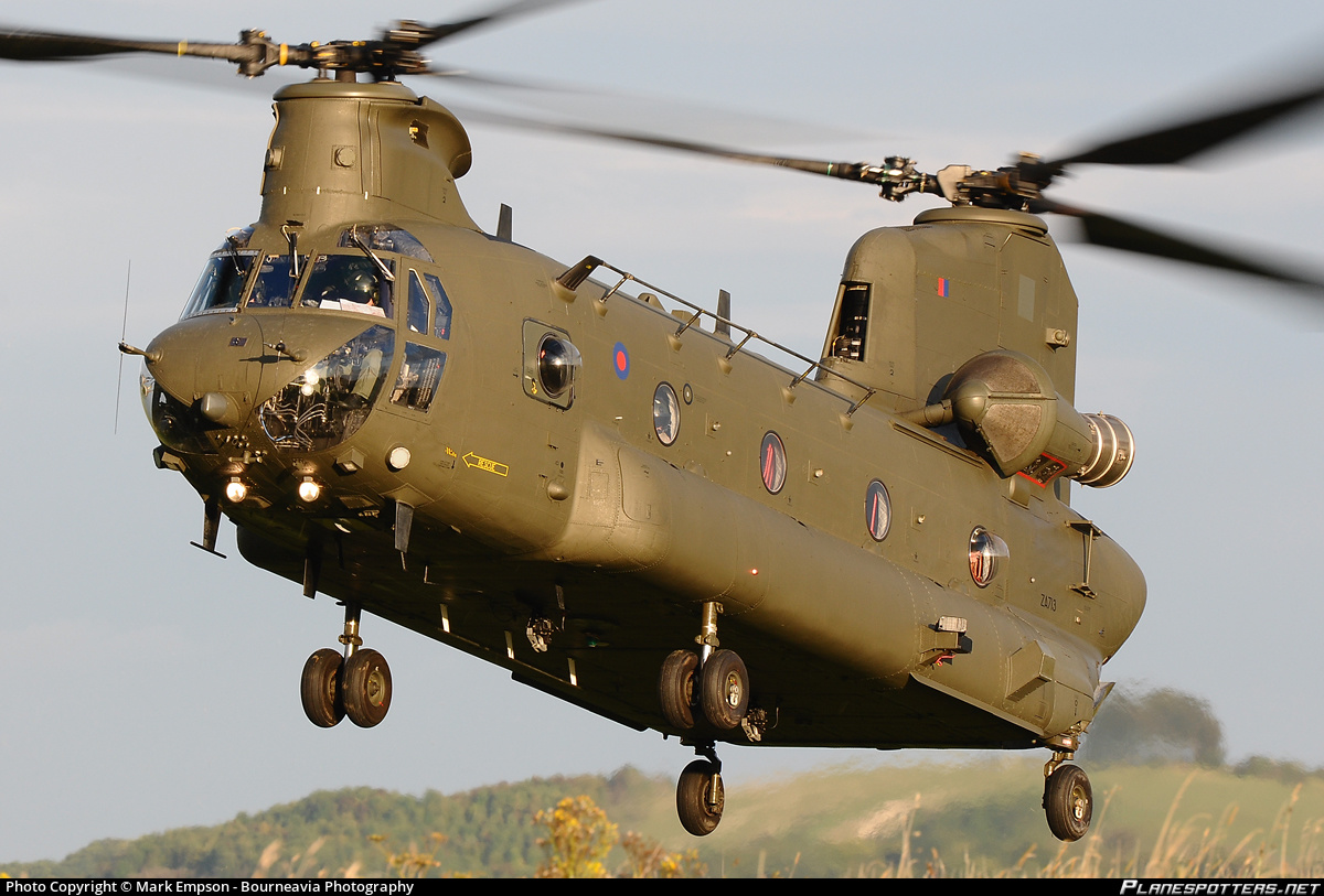 Images of Boeing CH-47 Chinook | 1200x813