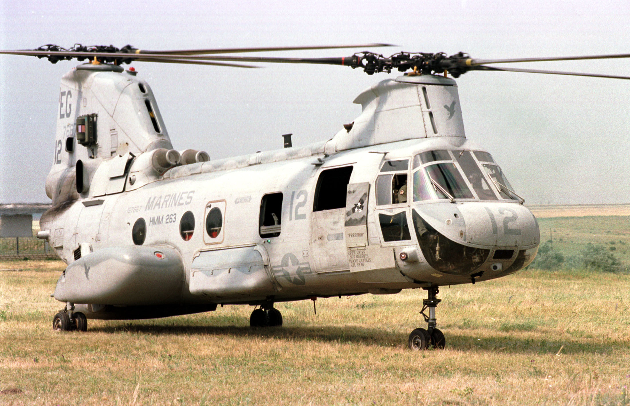 Boeing Vertol CH-46 Sea Knight Pics, Military Collection