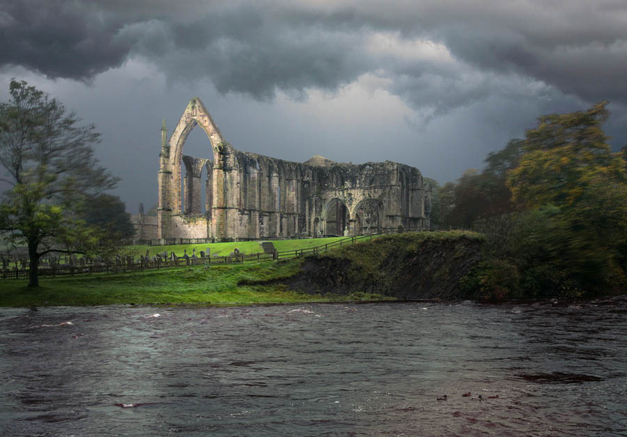 Images of Bolton Priory | 900x627