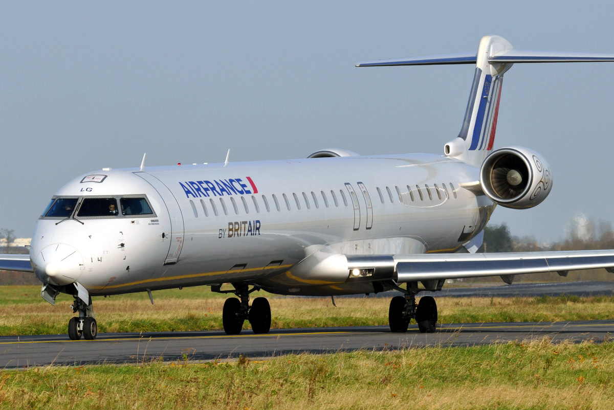 Nice Images Collection: Bombardier CRJ1000 Desktop Wallpapers