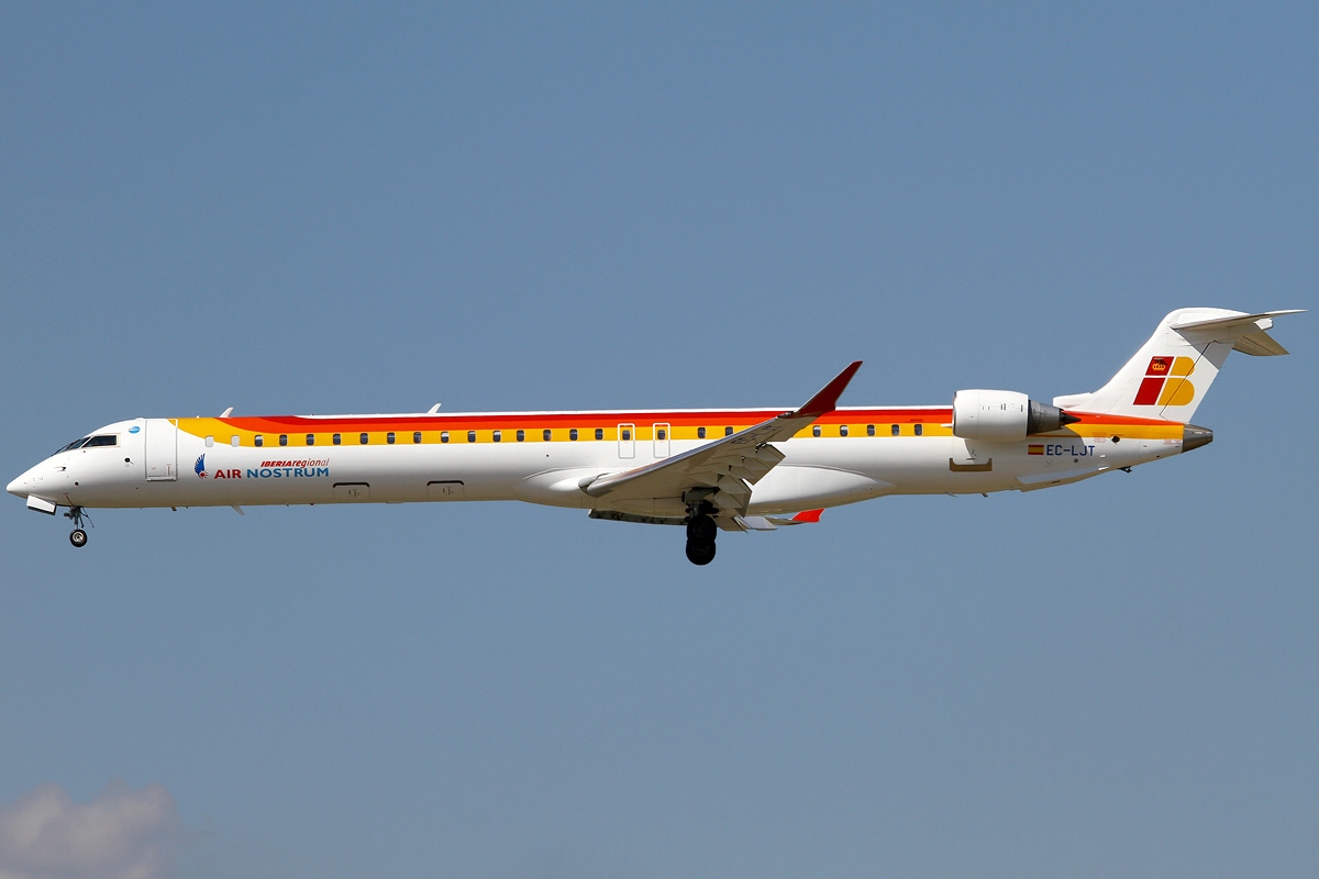 HD Quality Wallpaper | Collection: Vehicles, 1200x800 Bombardier CRJ1000