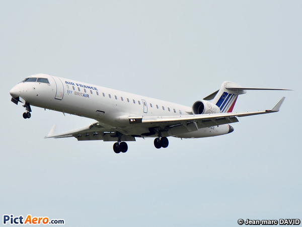 Amazing Bombardier CRJ700 Pictures & Backgrounds