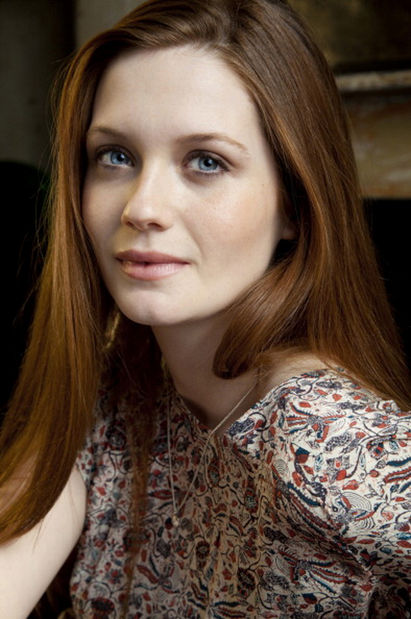 Images of Bonnie Wright | 591x891