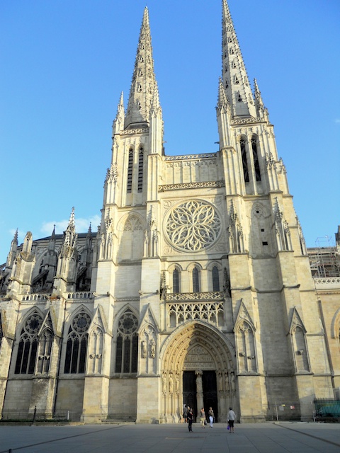 Bordeaux Cathedral Backgrounds, Compatible - PC, Mobile, Gadgets| 480x640 px