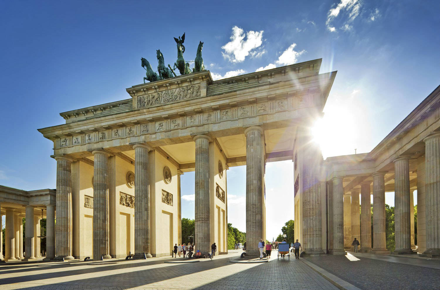 HQ Brandenburg Gate Wallpapers | File 198.98Kb