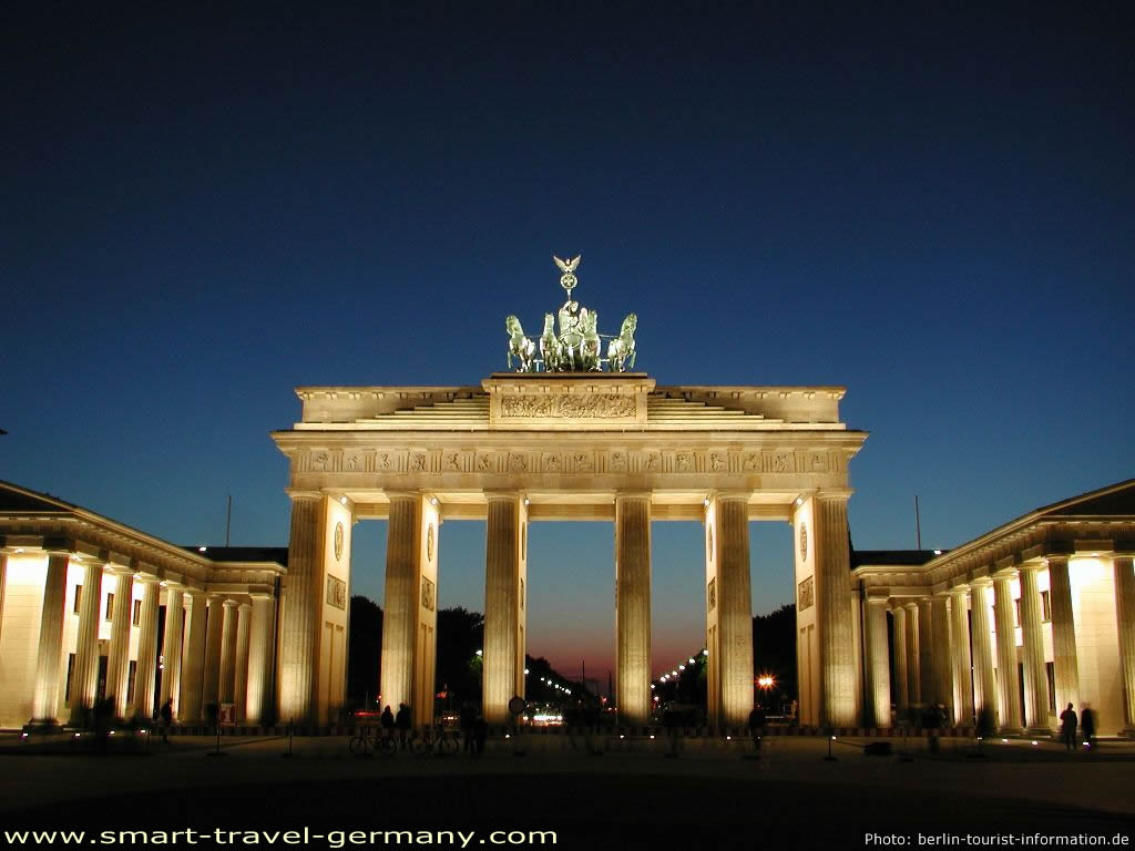 Brandenburg Gate Backgrounds, Compatible - PC, Mobile, Gadgets| 1024x768 px
