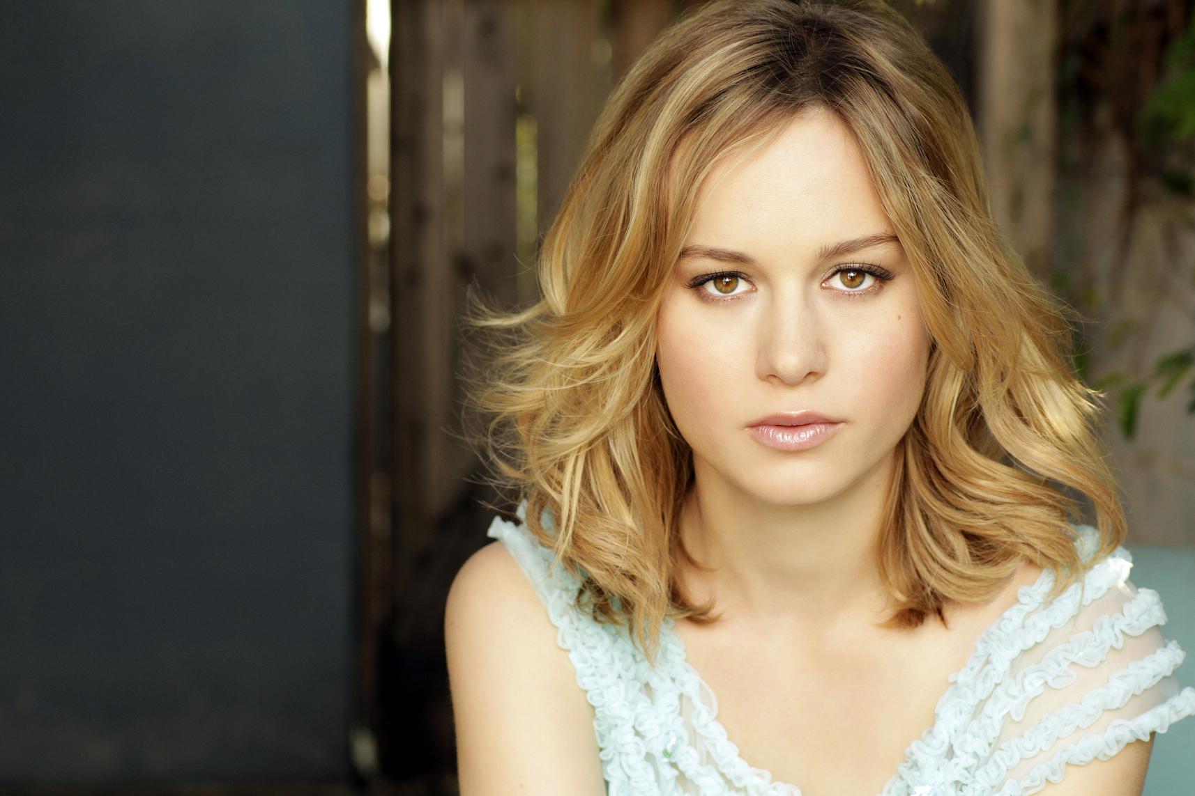 Brie Larson High Quality Background on Wallpapers Vista