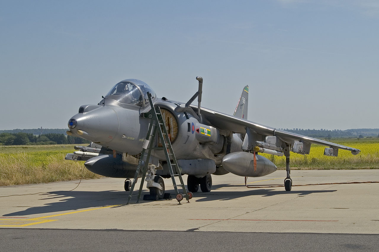 British Aerospace Harrier II #8