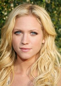 200x281 > Brittany Snow Wallpapers