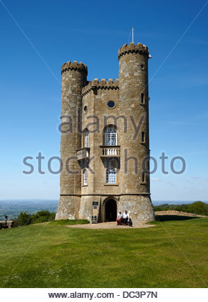 300x434 > Broadway Tower, Worcestershire Wallpapers