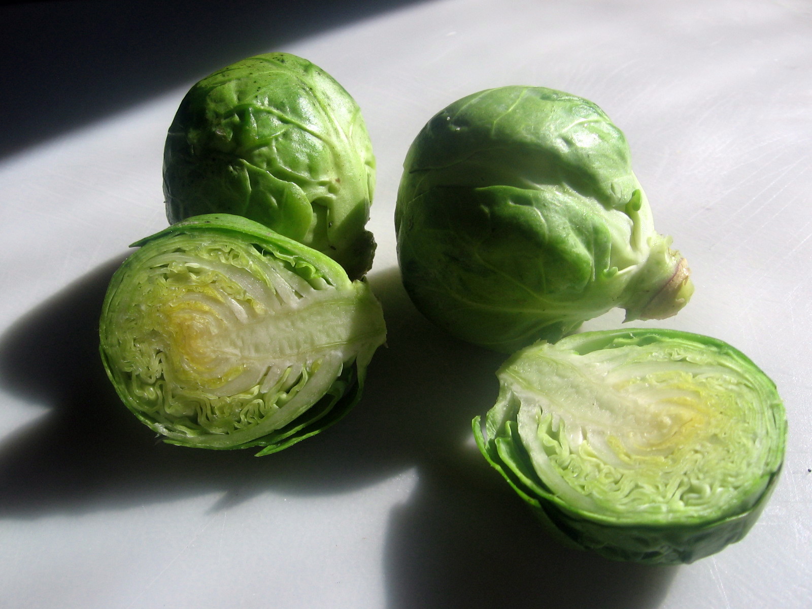 1600x1200 > Brussel Sprout Wallpapers