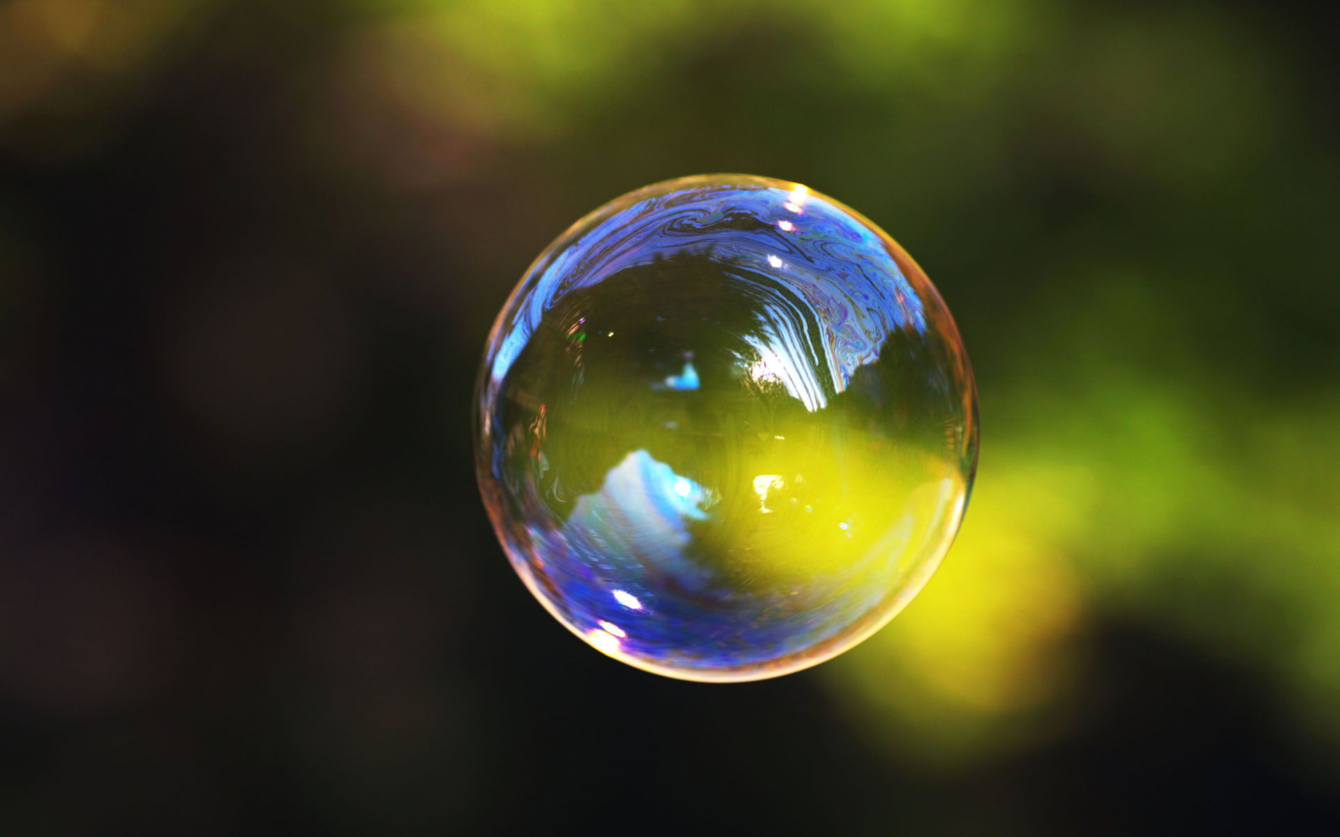 Amazing Bubble Pictures & Backgrounds