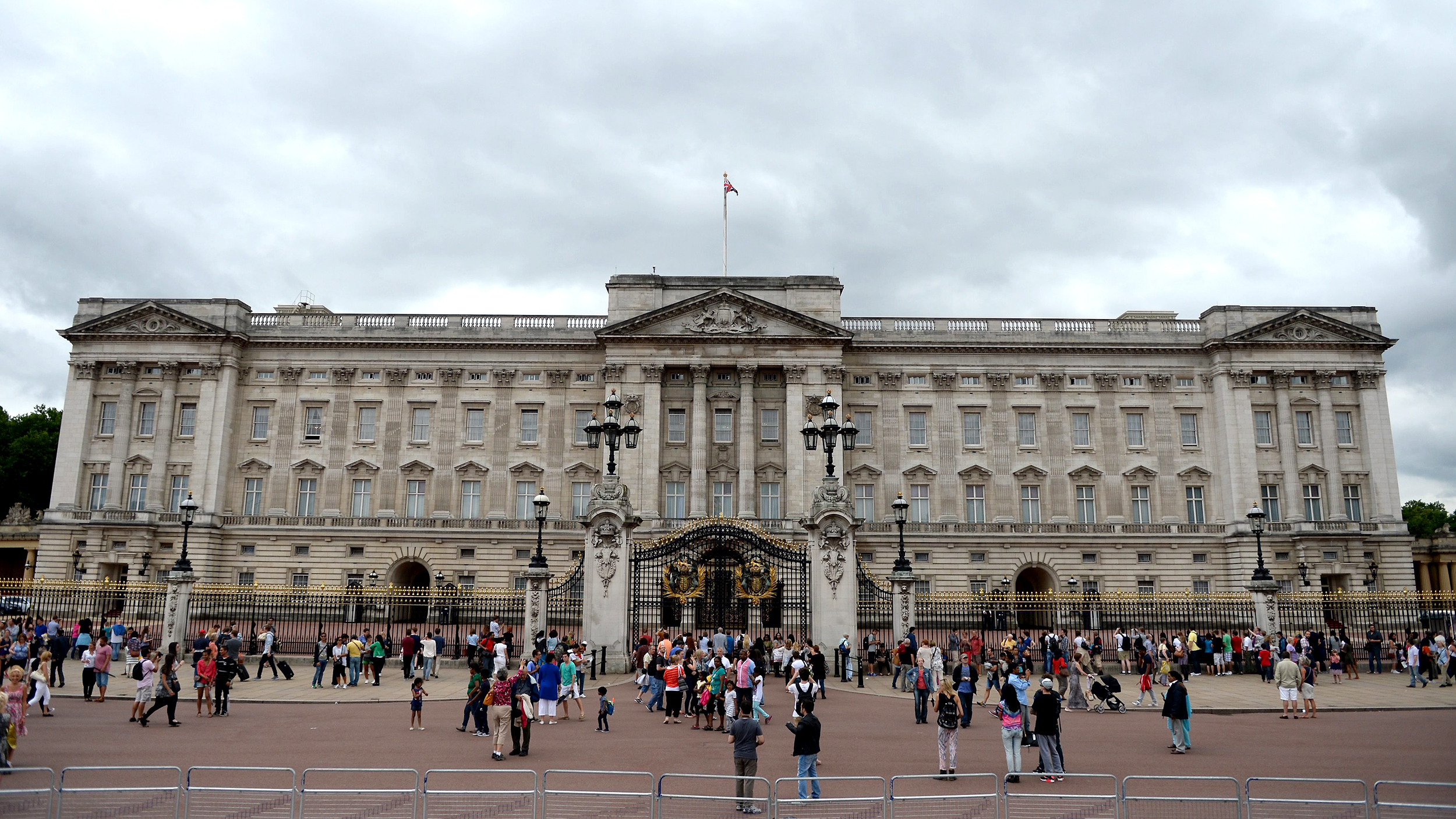 Buckingham Palace Pics, Man Made Collection