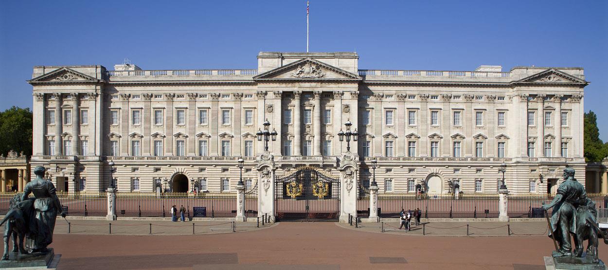 Buckingham Palace Backgrounds, Compatible - PC, Mobile, Gadgets| 1250x555 px