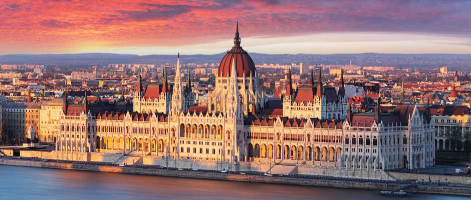 Amazing Budapest Pictures & Backgrounds