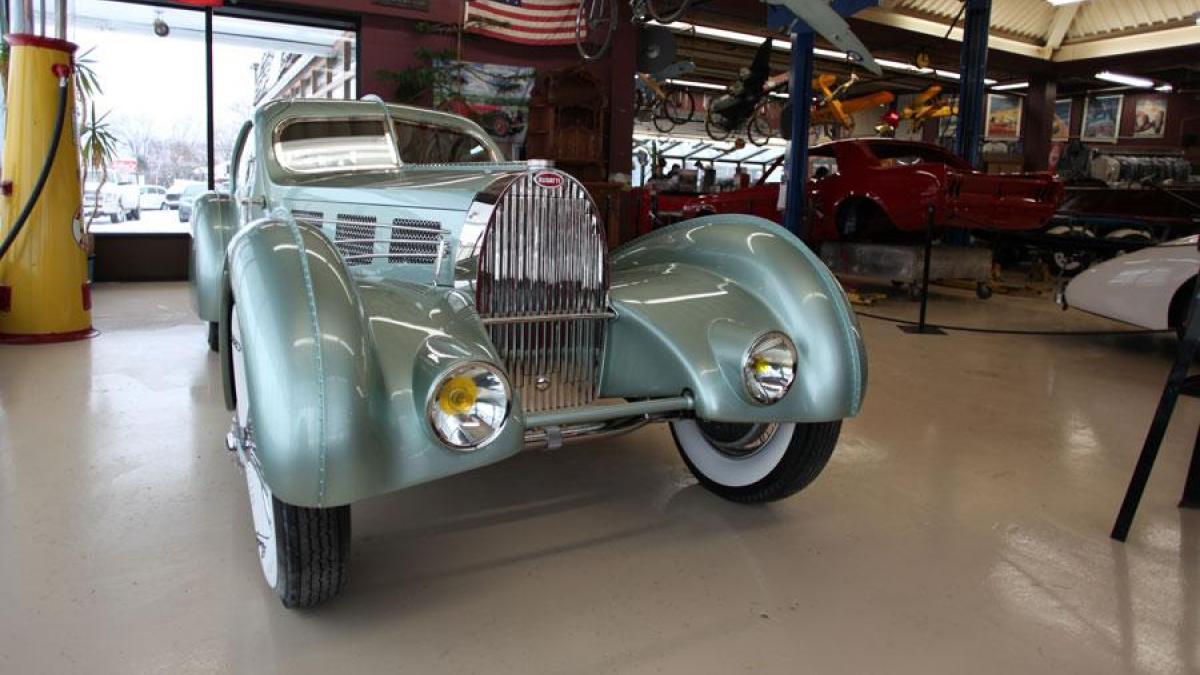 Bugatti Aerolithe #17