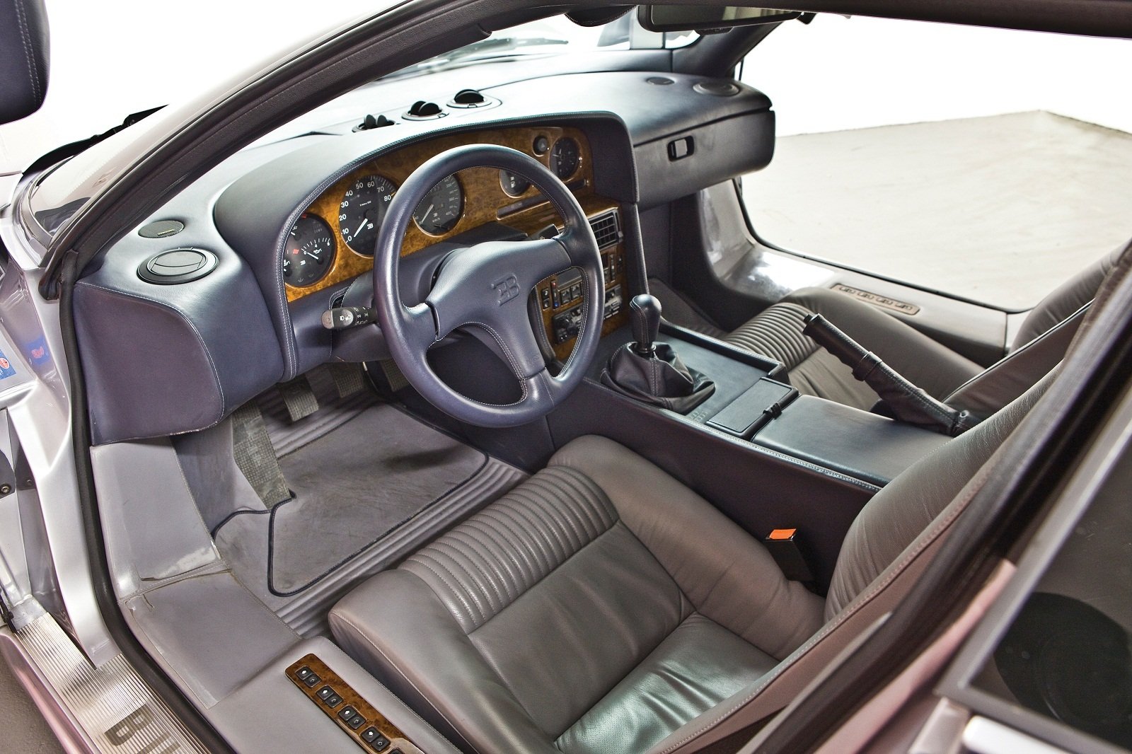 Bugatti EB110 GT #1