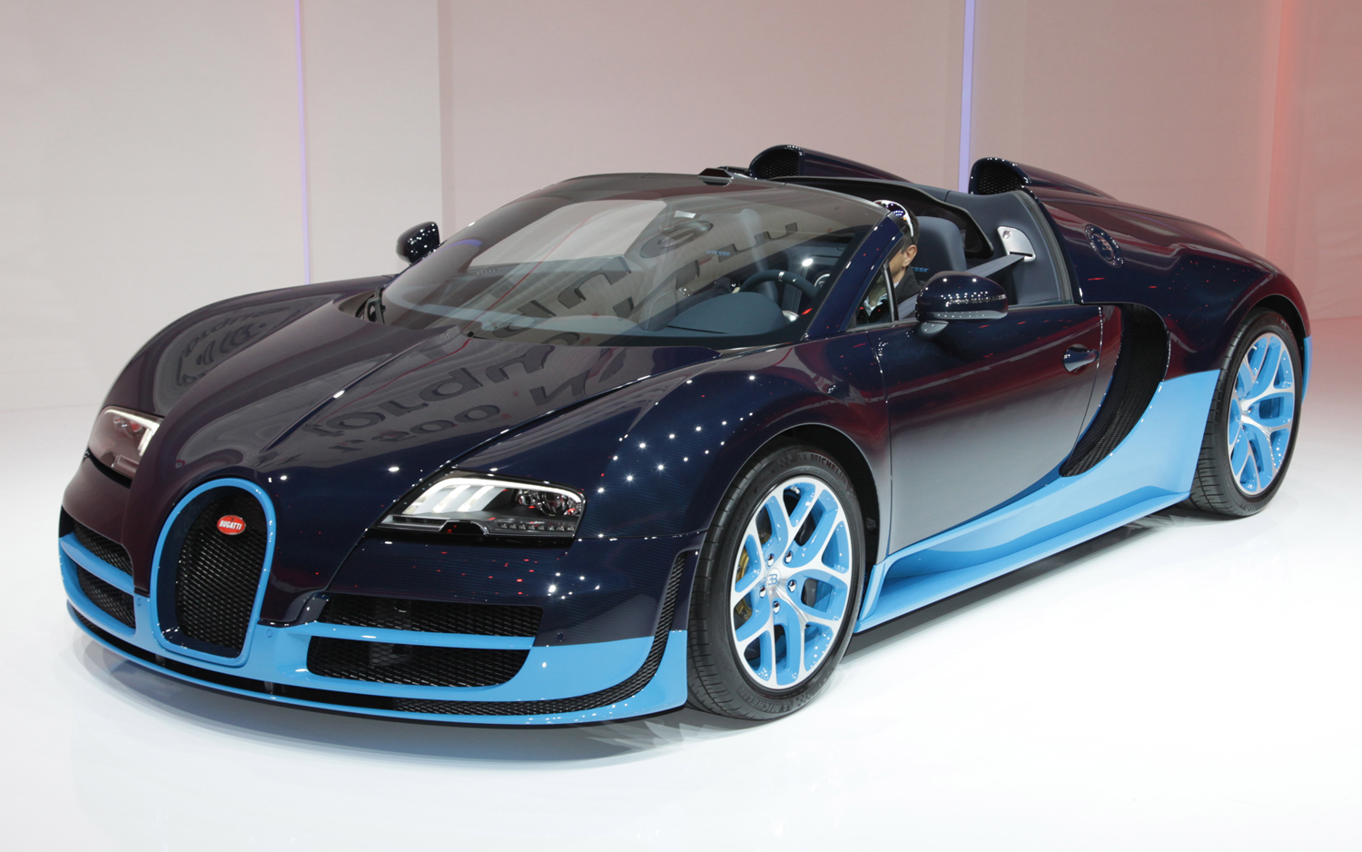Images of Bugatti Veyron Grand Sport Vitesse | 1500x938