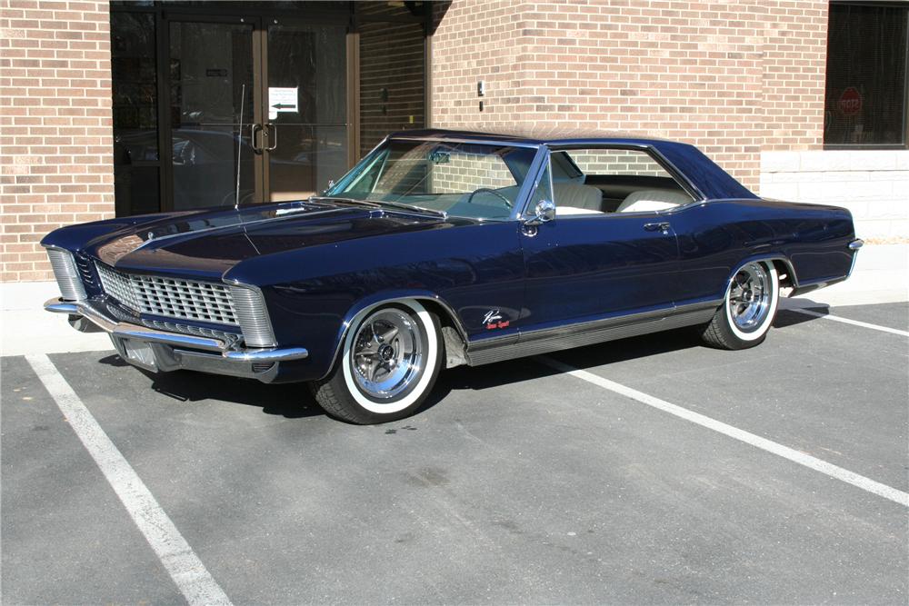 1000x667 > Buick Riviera GS Wallpapers