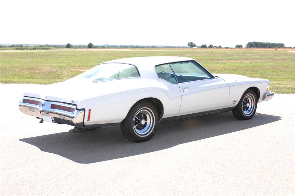 Images of Buick Riviera GS | 1000x664