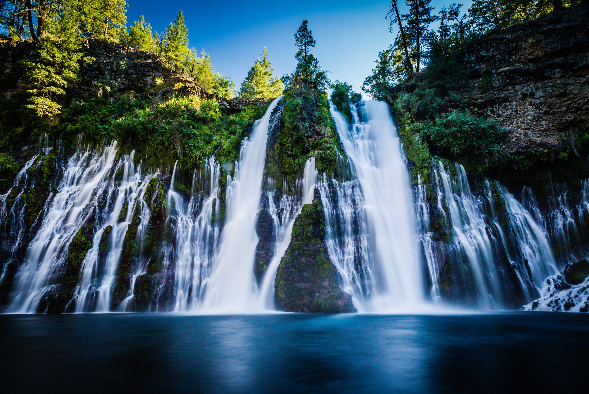 Amazing Burney Falls Pictures & Backgrounds
