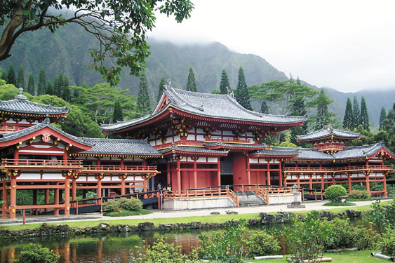 Images of Byodo-in Temple | 563x375