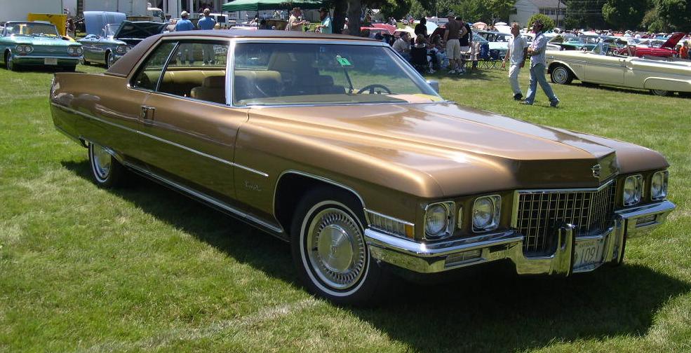 Cadillac Coupe DeVille #23