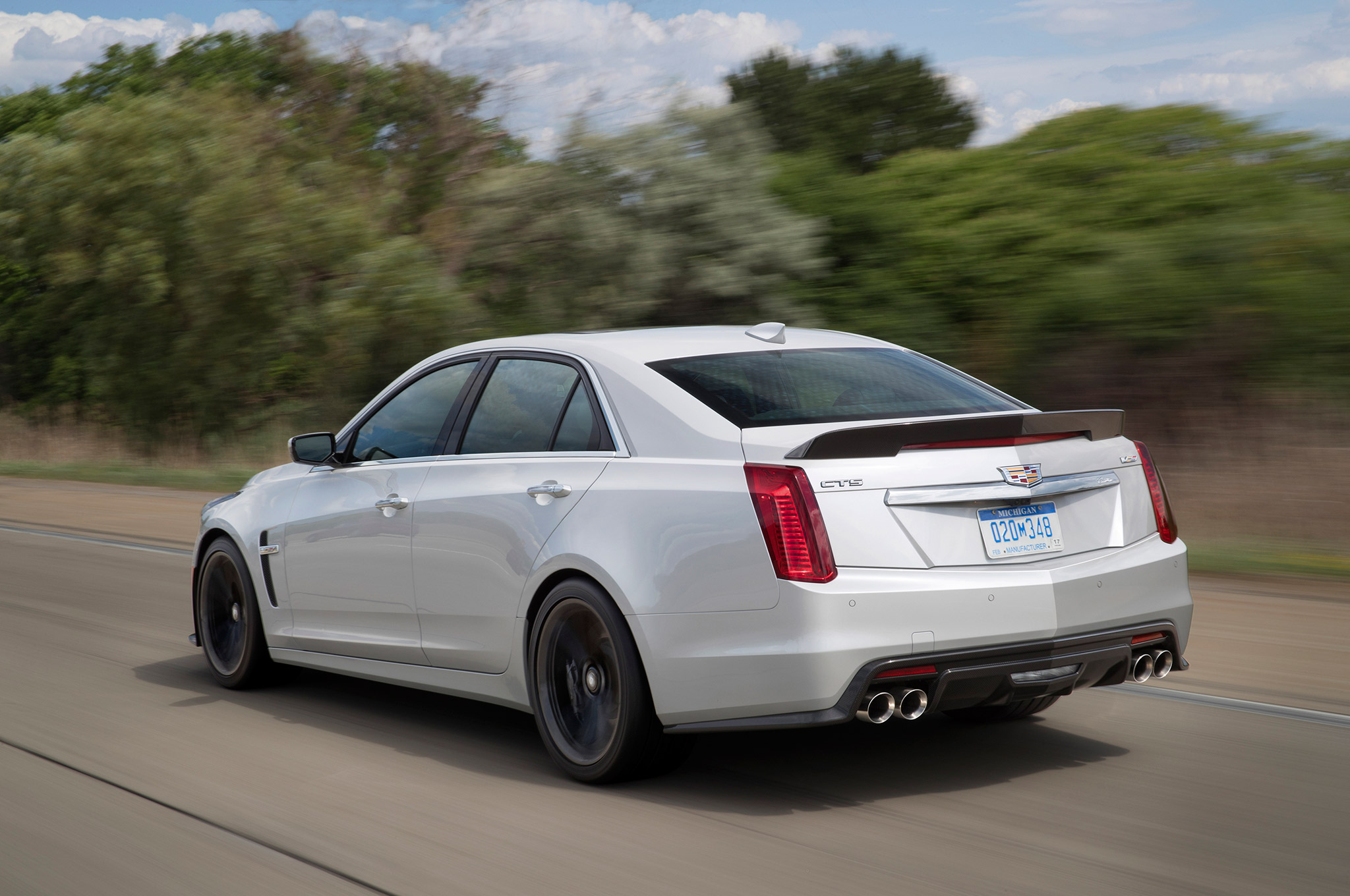 Images of Cadillac CTS-V | 2048x1360