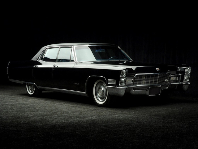 Cadillac Fleetwood #21