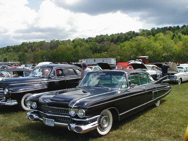 Amazing Cadillac Fleetwood Pictures & Backgrounds