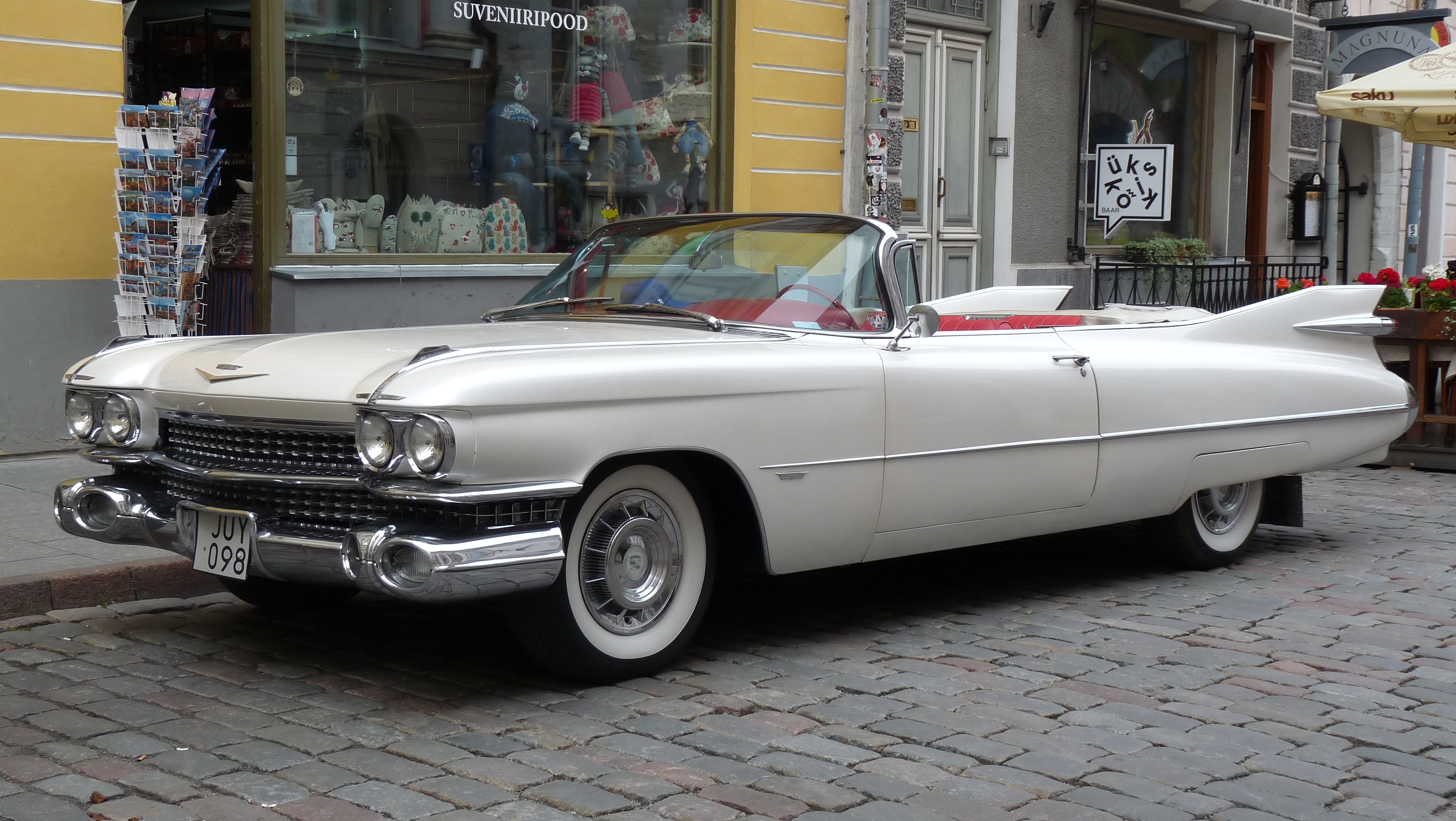 Nice wallpapers Cadillac Sixty Two 3648x2056px