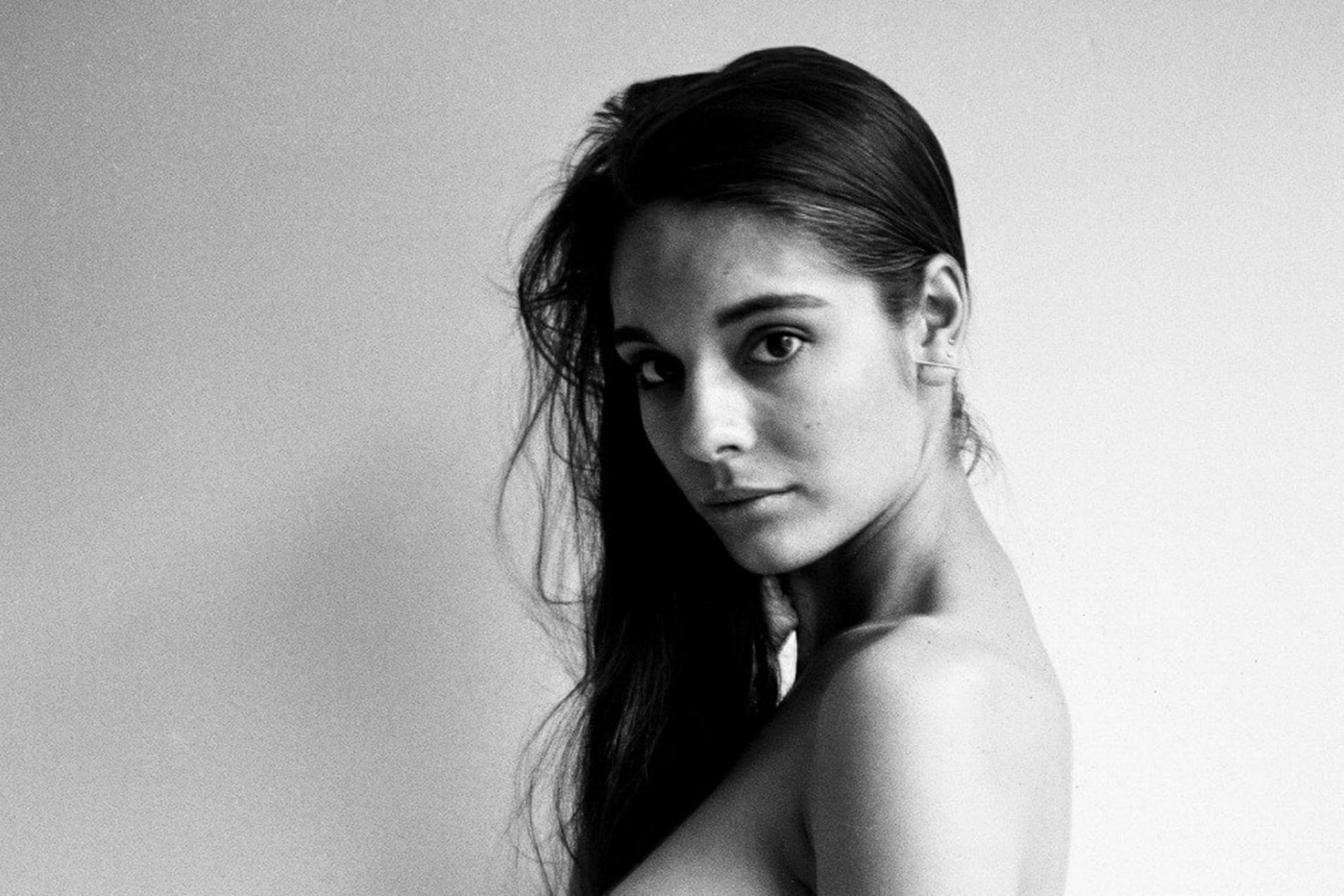 Caitlin Stasey High Quality Background on Wallpapers Vista