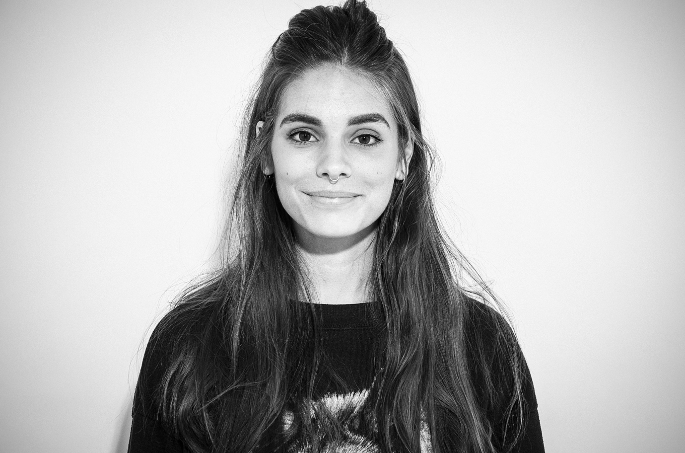 Images of Caitlin Stasey | 1360x900