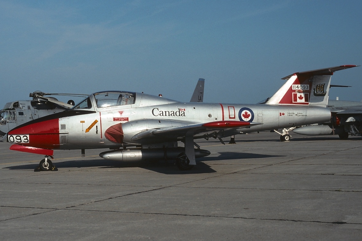 Canadair CT-114 Tutor #6