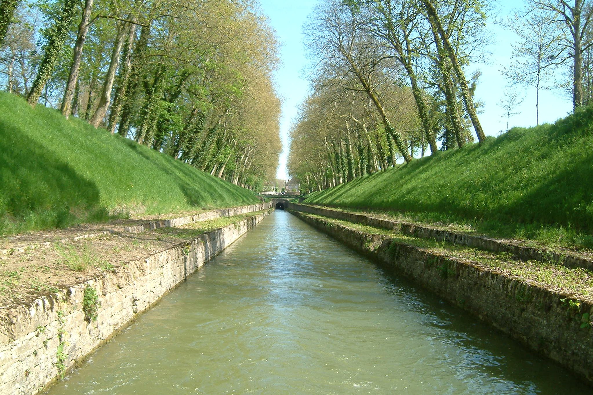 Nice Images Collection: Canal Desktop Wallpapers