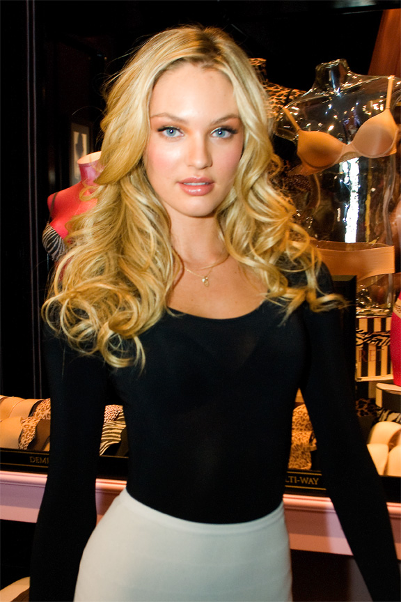 Candice Swanepoel Pics, Women Collection